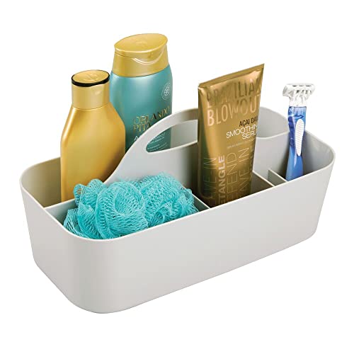 mDesign Cesta de baño con asa – para Usar como Organizador de cosméticos, Caja organizadora para Cocina o toallero – Cesta para Ducha pequeña en plástico Resistente – Gris Claro