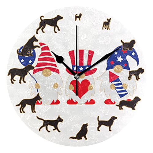 Divertidos gnomos para perros patrióticos celebrando el 4 de julio Reloj de pared redondo para decoración de la habitación de los niños Reloj sin garrapatas de cuarzo atómico silencioso Png funciona